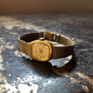 Seiko Gold Vintage Manual Windup Watch